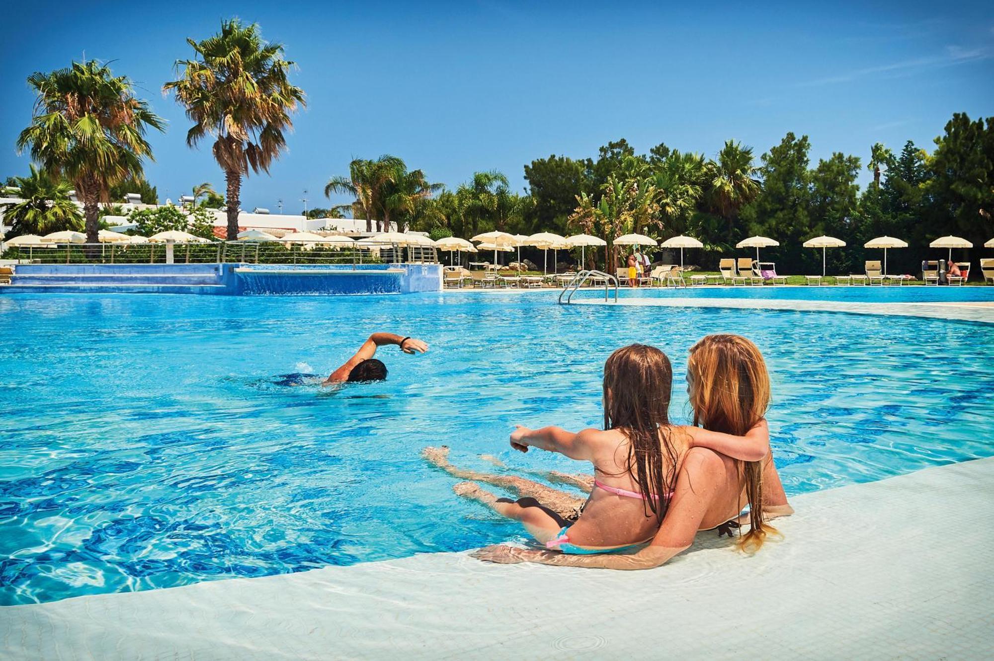 קרוביניו Riva Marina Resort - Cdshotels מראה חיצוני תמונה
